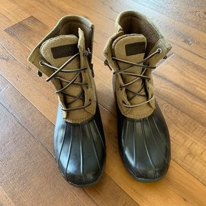 Women’s Sperry Size 8.5 Rubber Boots